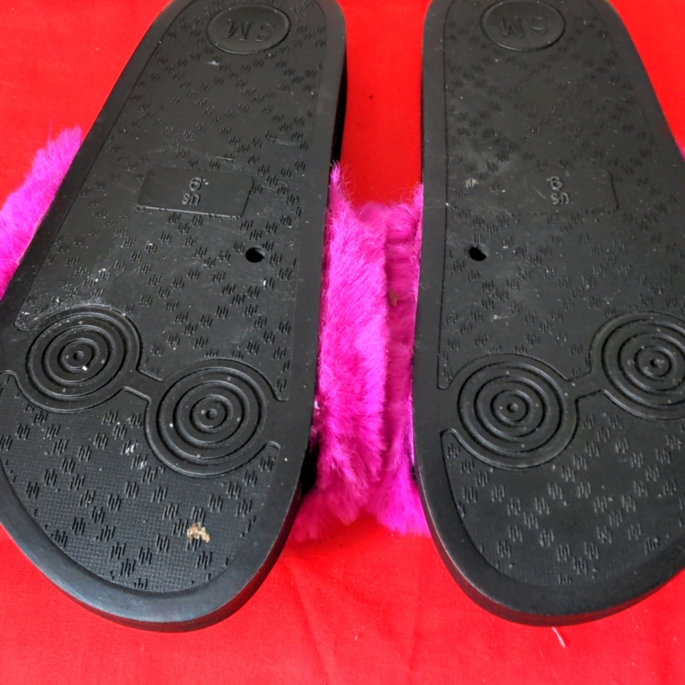 Steve.Madden Slipper - Picture 2 of 4